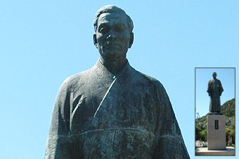 写真:ジョン万次郎銅像